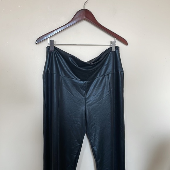 Norma Kamali Black Spat Metallic Shimmer Leggings - Picture 4 of 6